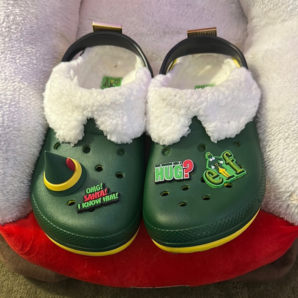 CROCS like new Elf Crocs